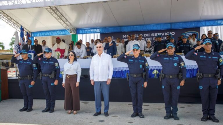 Presidente Abinader deja iniciado en La Altagracia despliegue del nuevo modelo de patrullaje con 990 agentes entrenados y equipados para continuar fortaleciendo la seguridad en la Región Este